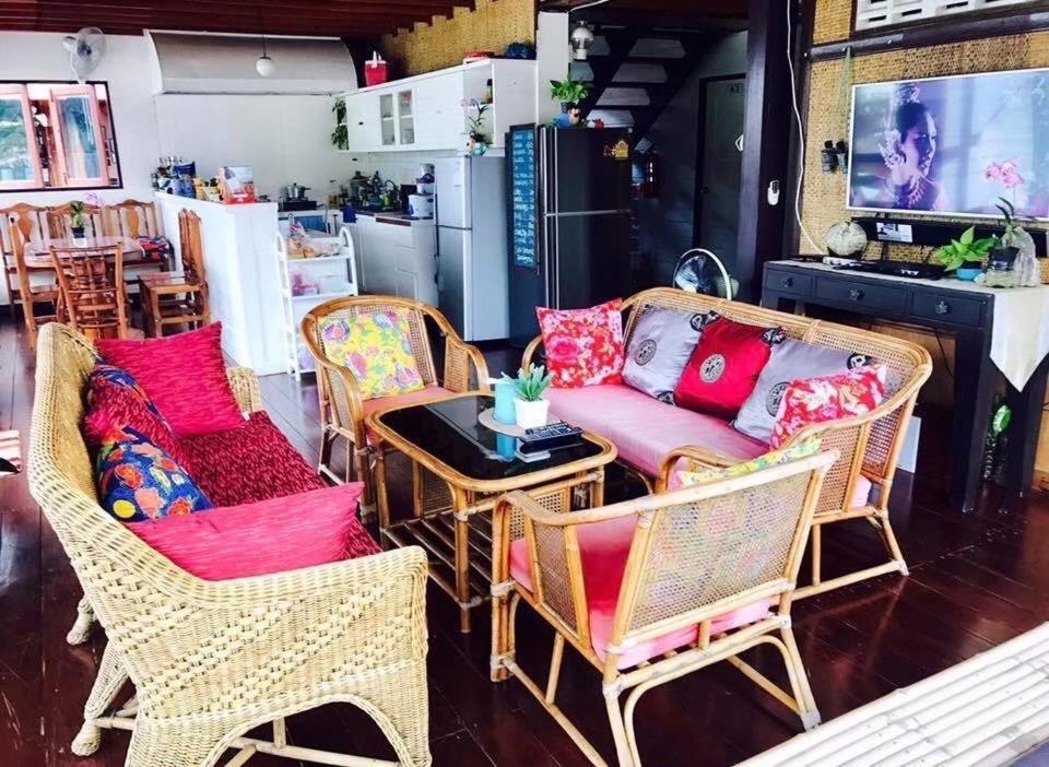 Koi Seahouse Hotel เกาะช้าง ภายนอก รูปภาพ