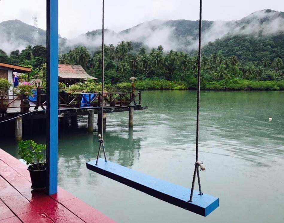 Koi Seahouse Hotel เกาะช้าง ภายนอก รูปภาพ